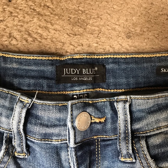 Judy Blue Skinny Jeans NWOT - Picture 3 of 6